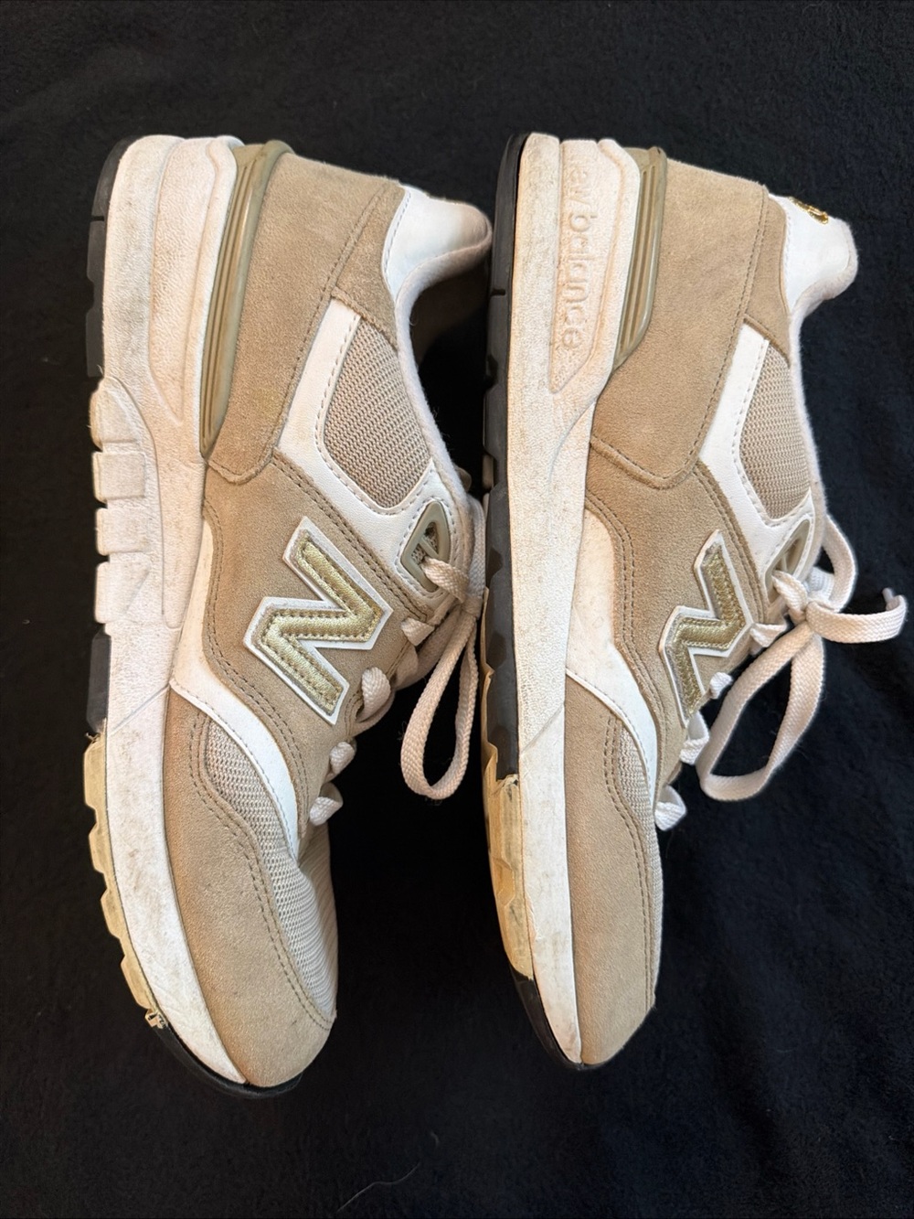 New Balance Womens 11 597 Series Running Shoe Sneaker, Khaki and Gold